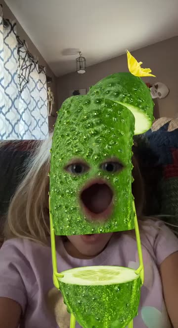 Preview for a Spotlight video that uses the cucumber lens Lens