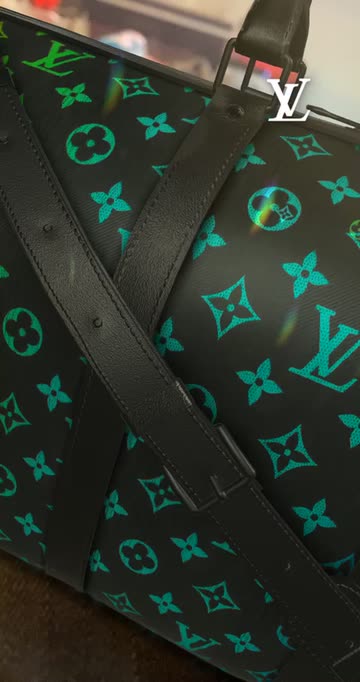 LED Keepall Lens by Louis Vuitton - Snapchat Lenses and Filters
