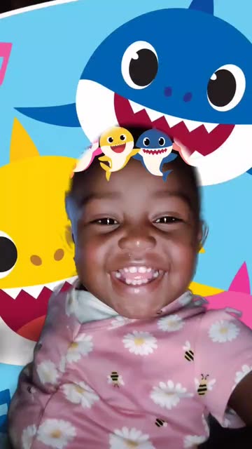 Preview for a Spotlight video that uses the baby shark Lens