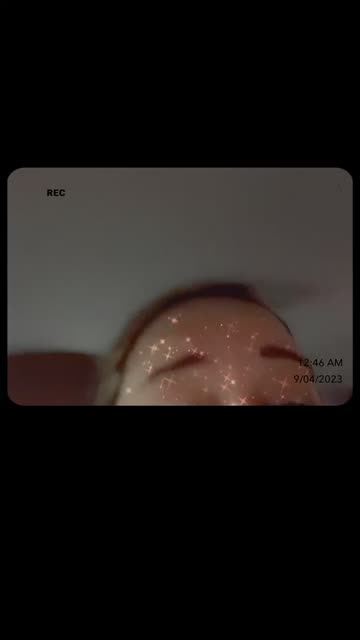 Preview for a Spotlight video that uses the Sparkling Skin Lens