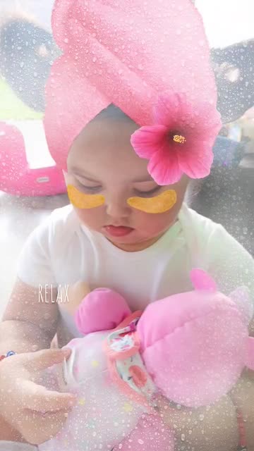 Preview for a Spotlight video that uses the Relax Lens
