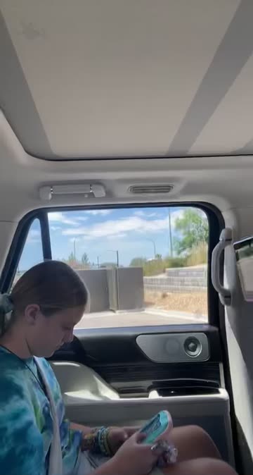 Preview for a Spotlight video that uses the Megamind Lens