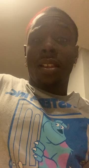 Preview for a Spotlight video that uses the Donkey Horse Lens