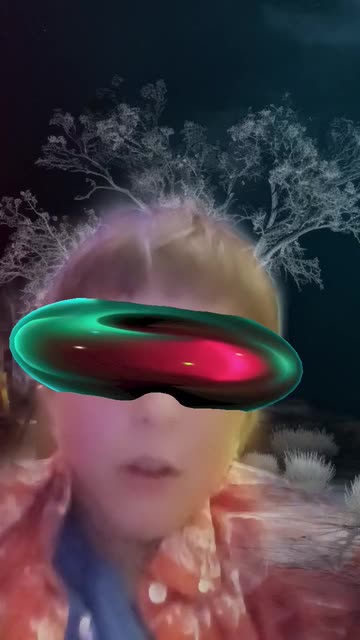 Preview for a Spotlight video that uses the Rainbow Visor Lens