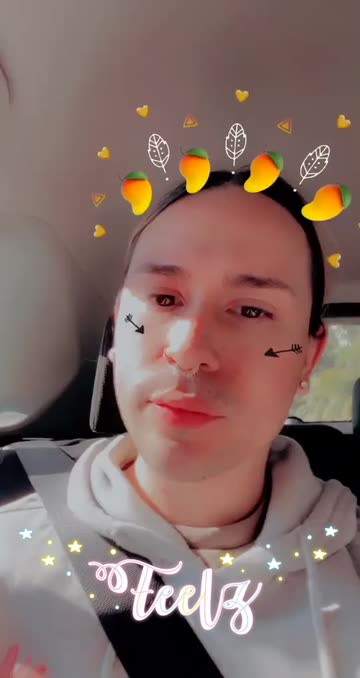 Preview for a Spotlight video that uses the Fruity Mood Lens