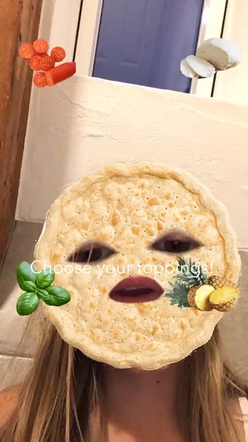 Preview for a Spotlight video that uses the pizza face maker Lens