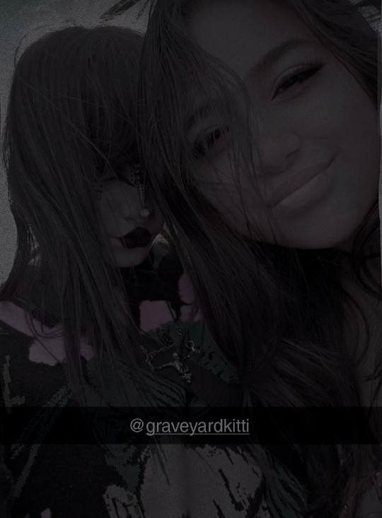 graveyardkitti