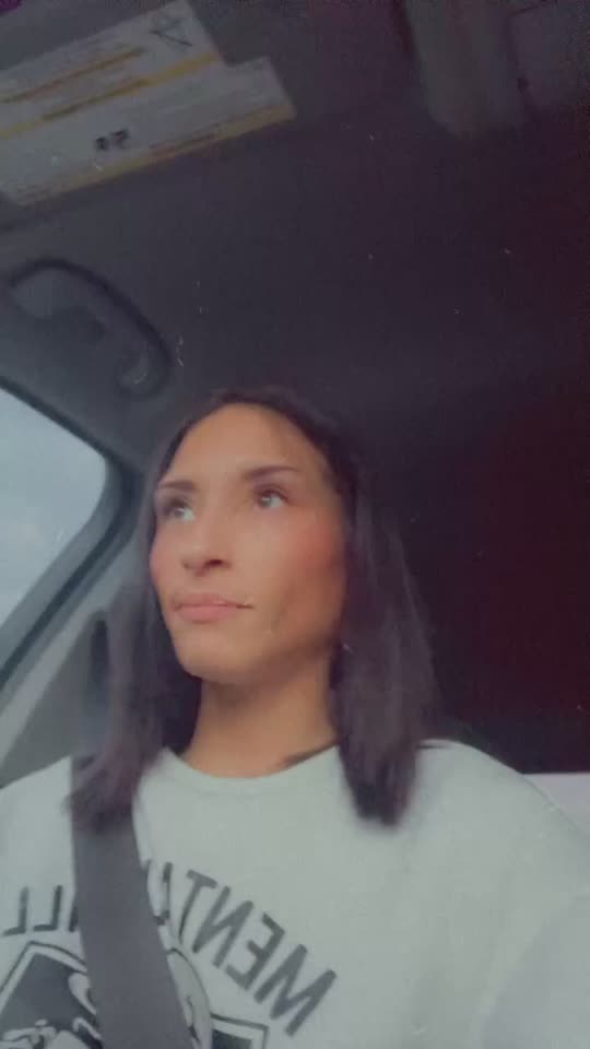 lizzieleslieee