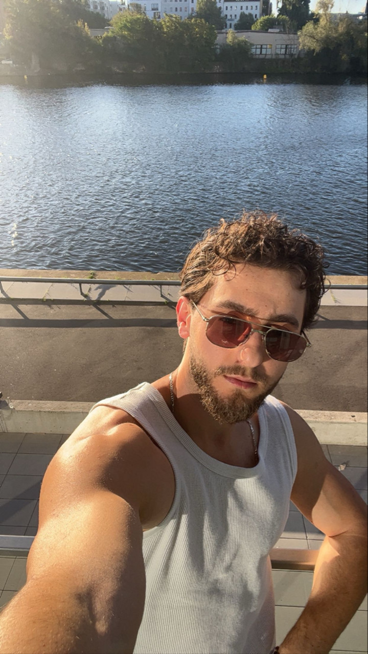 محتوى سناب شات لـ 𝐑𝐚𝐧𝐝o 🧢