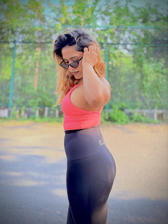vanshika_tha858