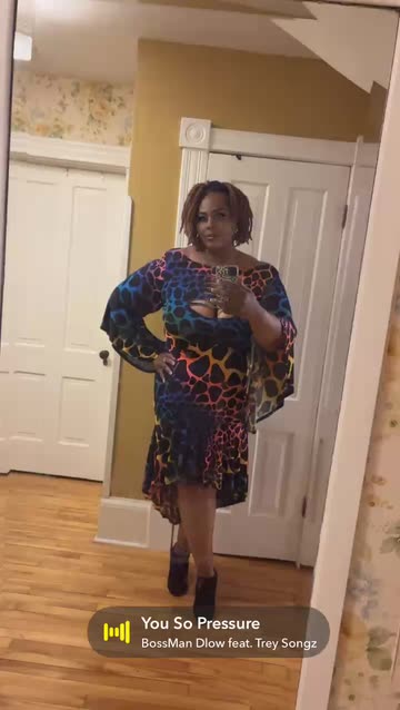 Dyonyca Conley-Rush Showcases Bold Fashion in Vibrant Animal