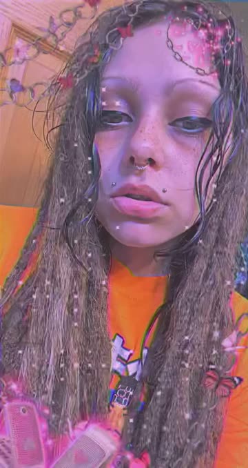 Preview for a Spotlight video that uses the Y2K x Kira Lens