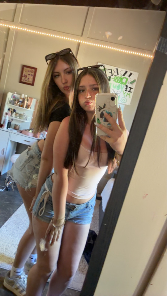 zoey15158