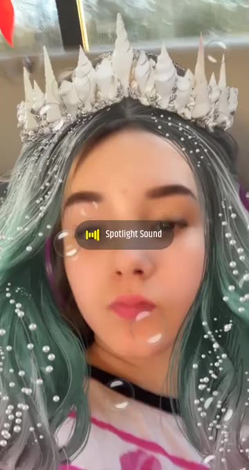 Preview for a Spotlight video that uses the Ocean Mermaid Lens