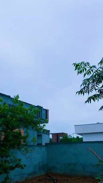 Preview for a Spotlight video that uses the Aqua Blue Lens