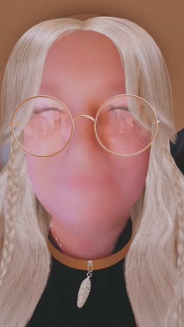 Preview for a Spotlight video that uses the Casual Style Lens