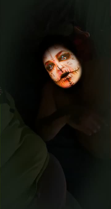 Preview for a Spotlight video that uses the VOODOO-HYPNOSIS Lens