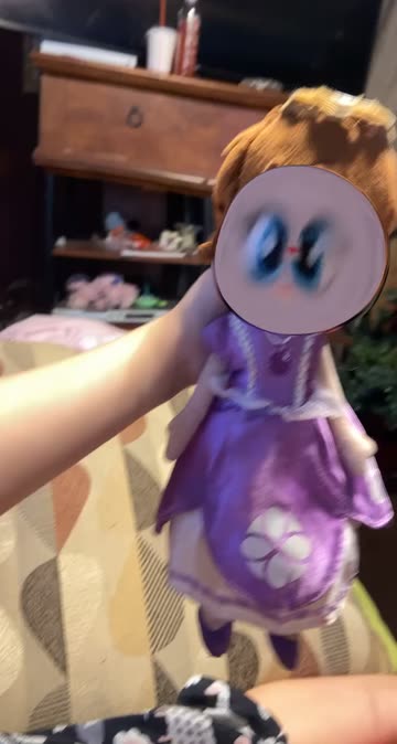 Preview for a Spotlight video that uses the Why me Lens