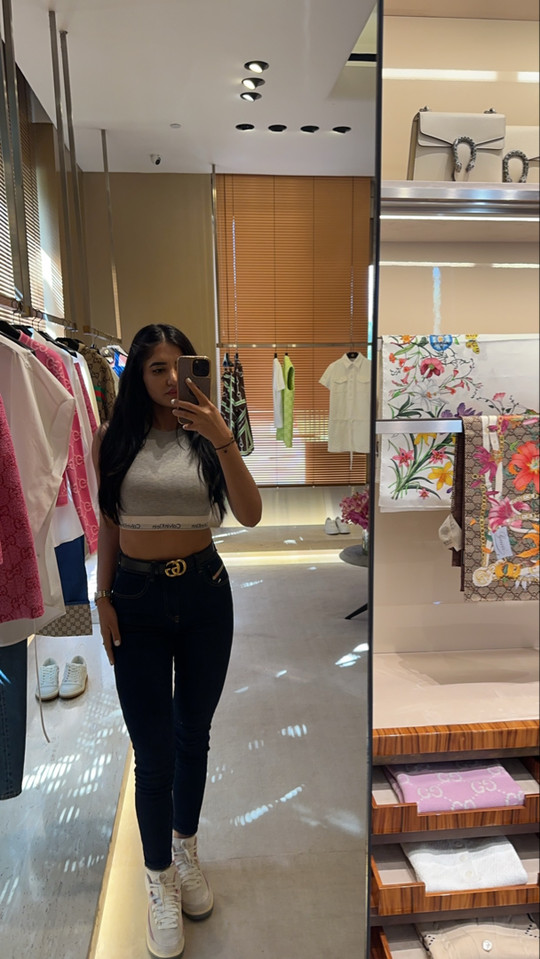 rachel_shar5796