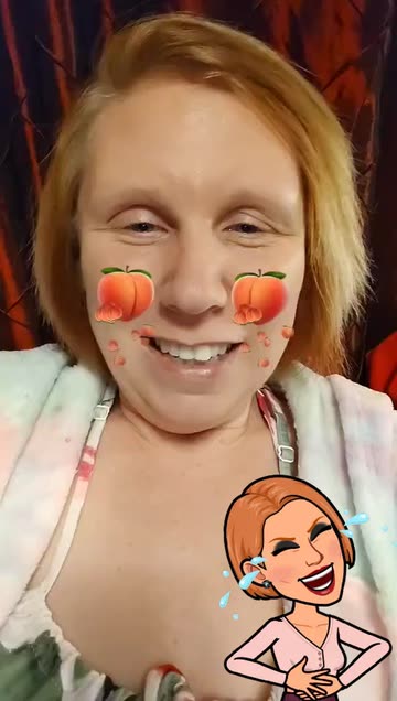Preview for a Spotlight video that uses the Peaches Lens