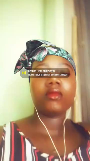 Preview for a Spotlight video that uses the Floral Headband Lens