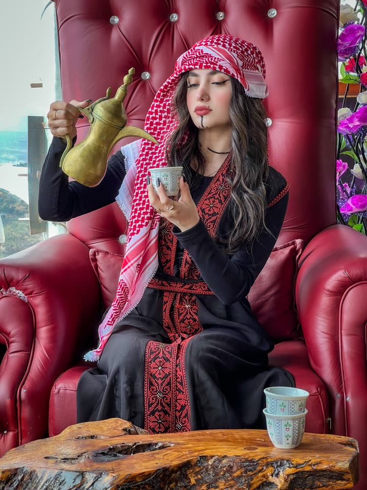 قصة سناب شات للحساب dweikhanin رقم 186