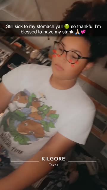 Preview for a Spotlight video that uses the Lips Freckles Lens