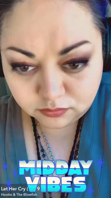 Preview for a Spotlight video that uses the Pretty Me Lens