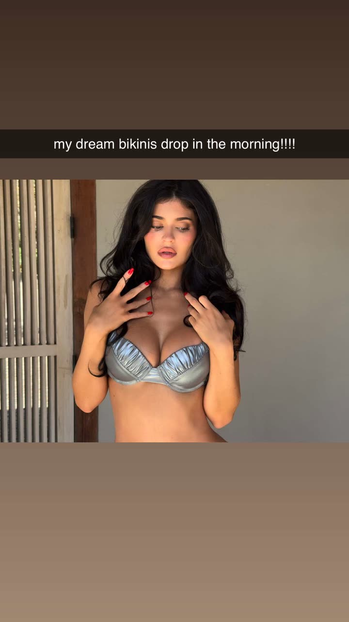 محتوى سناب شات لـ King Kylie 👑