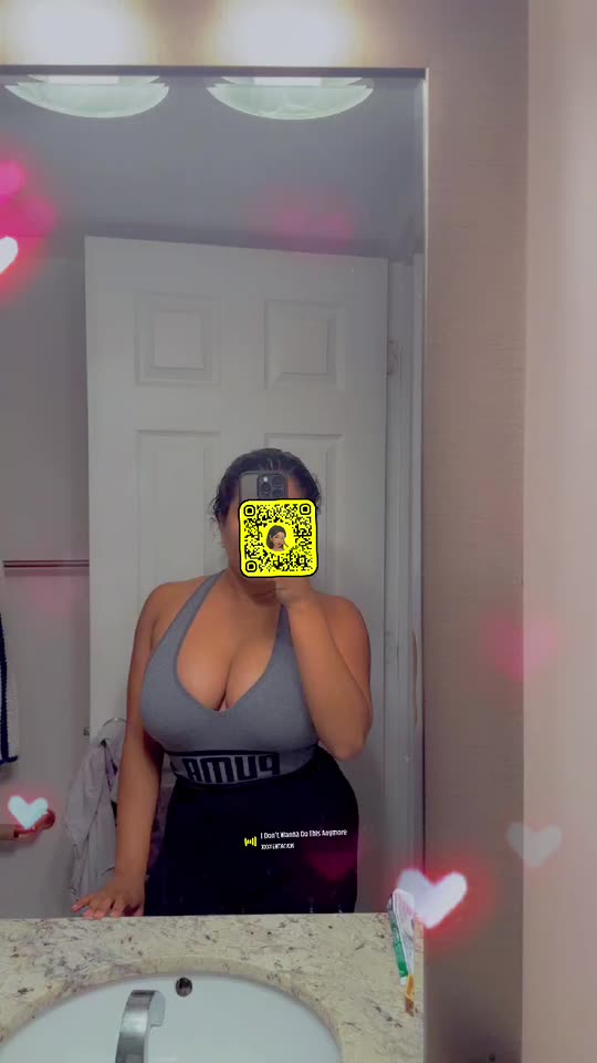 livbrownbaddie