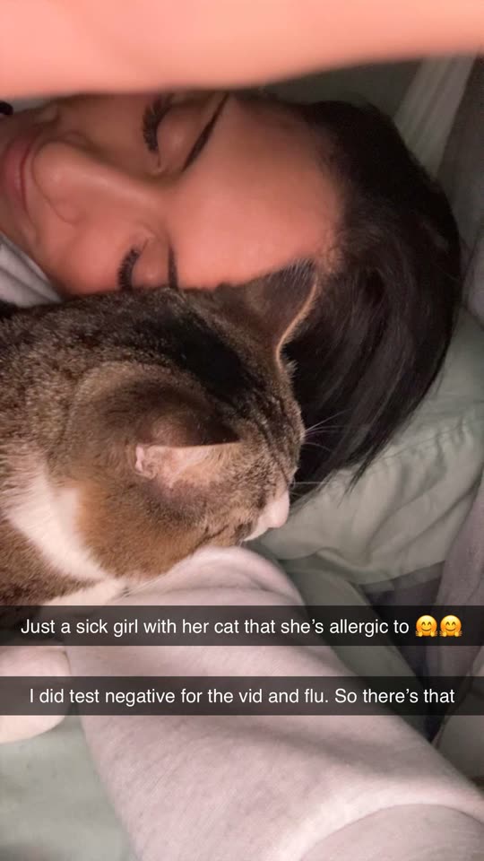 lizzieleslieee