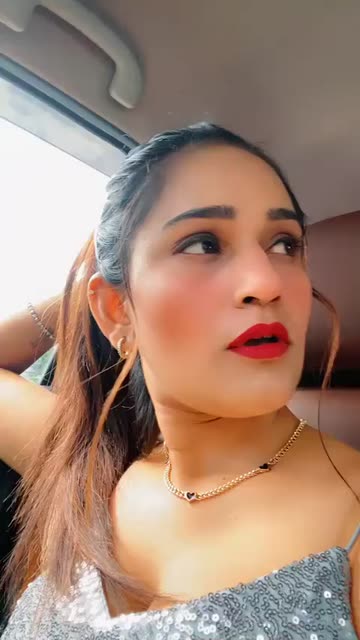 Preview for a Spotlight video that uses the Cute Vibes Shy Lens