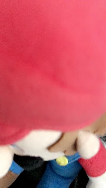 Preview for a Spotlight video that uses the Freeze Lens