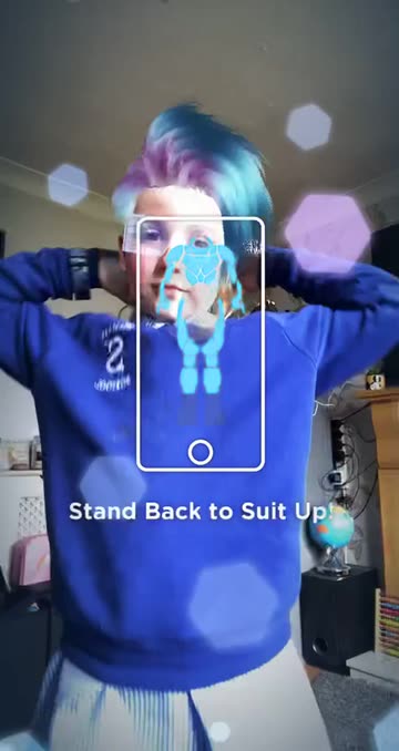 Preview for a Spotlight video that uses the Holo Suit Lens