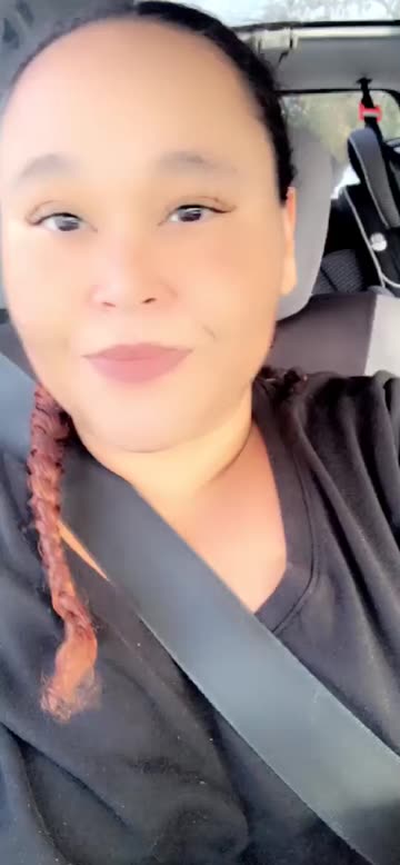 Preview for a Spotlight video that uses the Sugar Lens