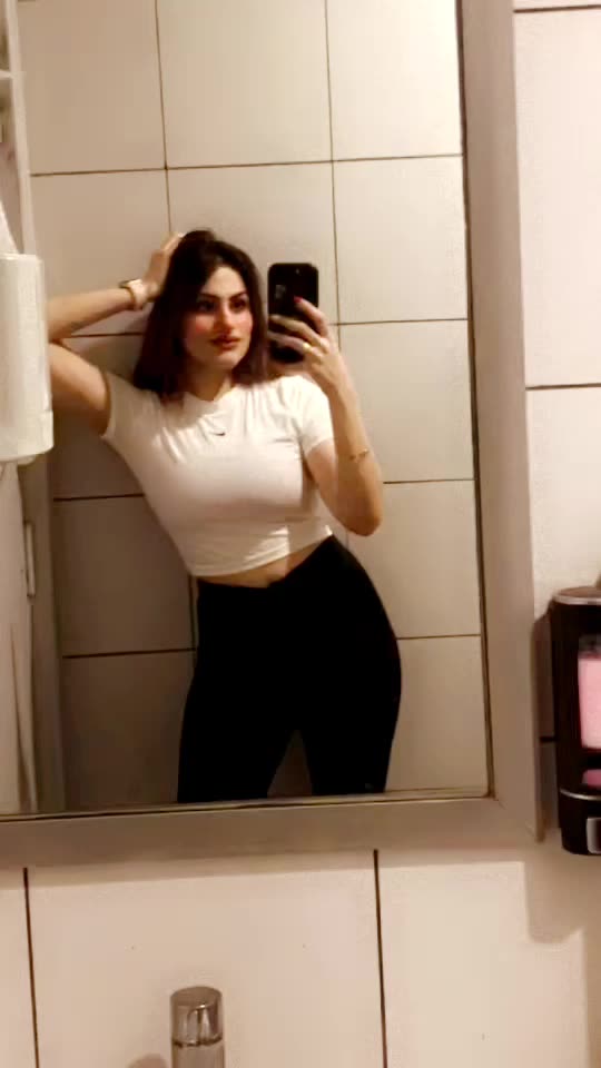 lavanyaluvi555