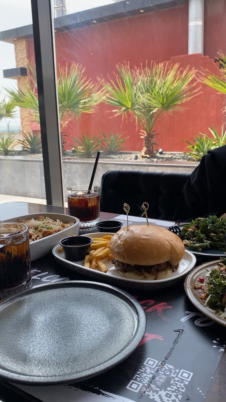 محتوى سناب شات لـ 𝐌𝐎𝐍𝐀︎.