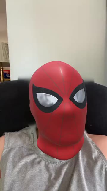 Preview for a Spotlight video that uses the SpiderMan Mask Lens
