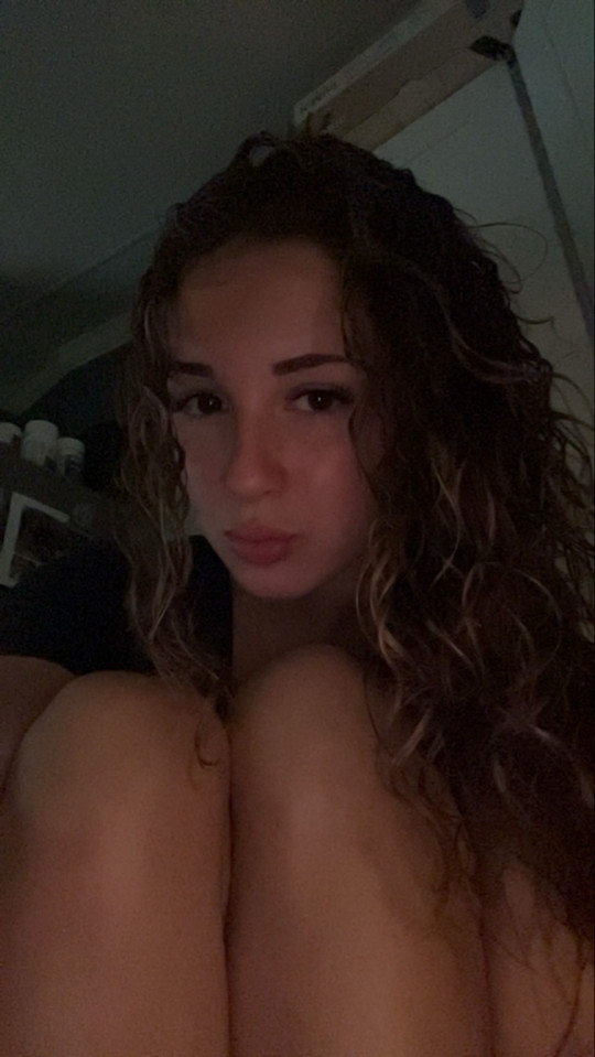 ashlynn-028