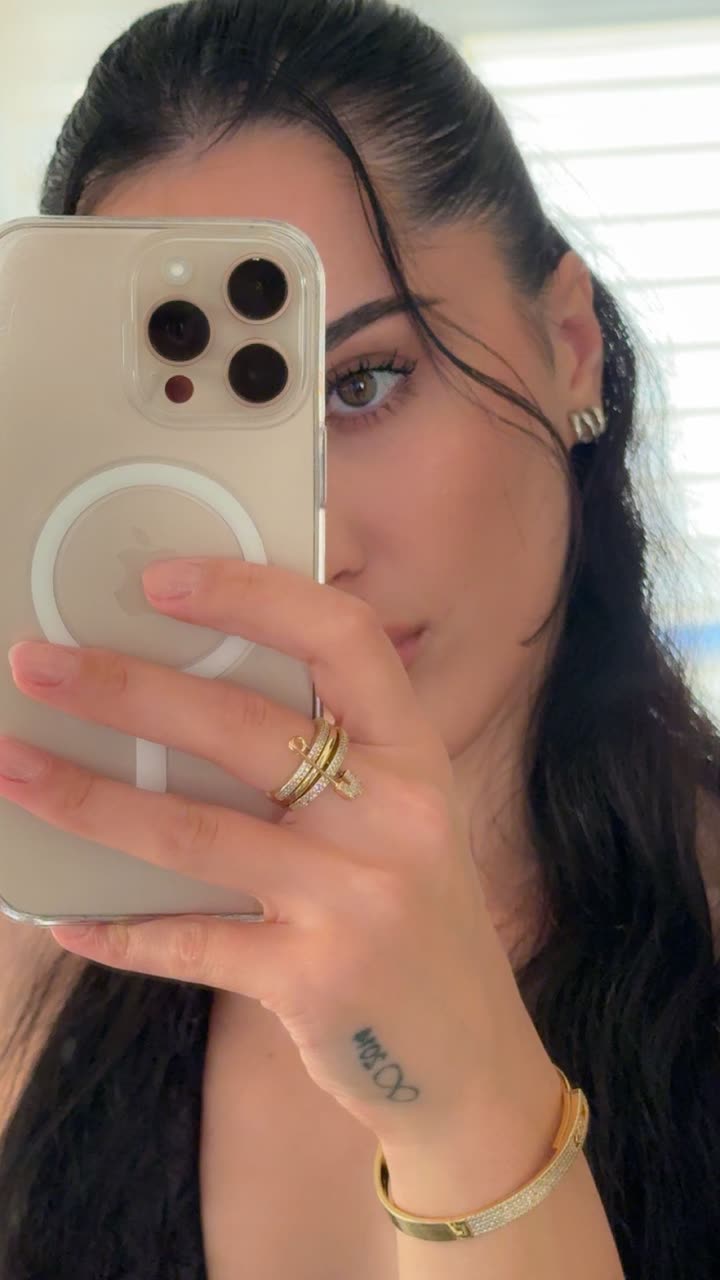 محتوى سناب شات لـ Angel Baby