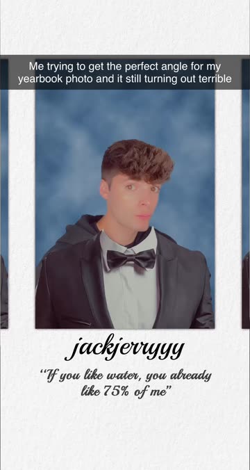 Preview for a Spotlight video that uses the Graduation Album  Lens