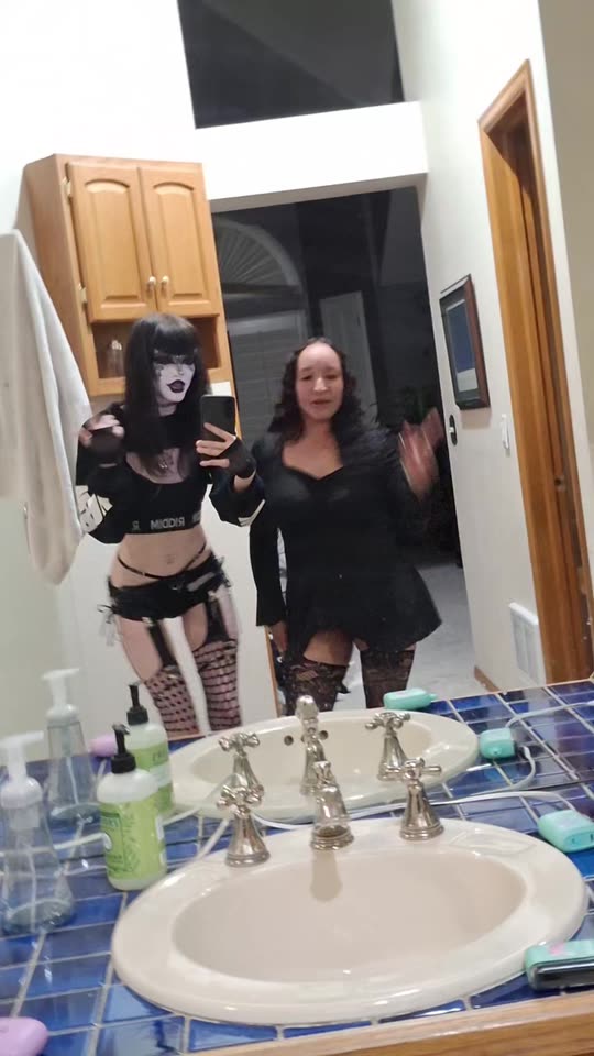 graveyardkitti