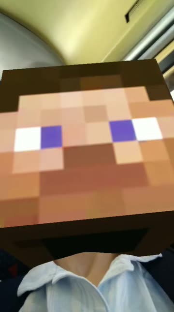 Preview for a Spotlight video that uses the Minecraft head Lens