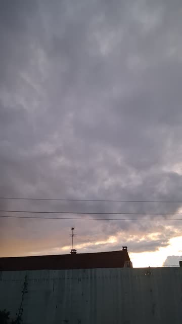 lescreas2ley