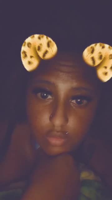 Preview for a Spotlight video that uses the Cute Leopard Lens