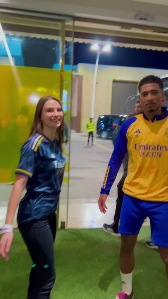 Laneksa (@laneksa7) | Snapchat Stories, Spotlight & Lenses