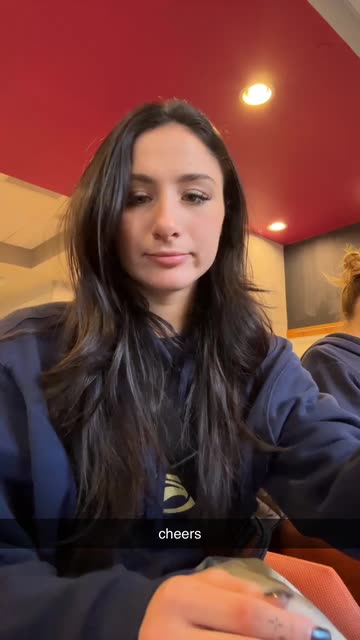 julia pic (@juliamarie06) | Snapchat Stories, Spotlight & Lenses