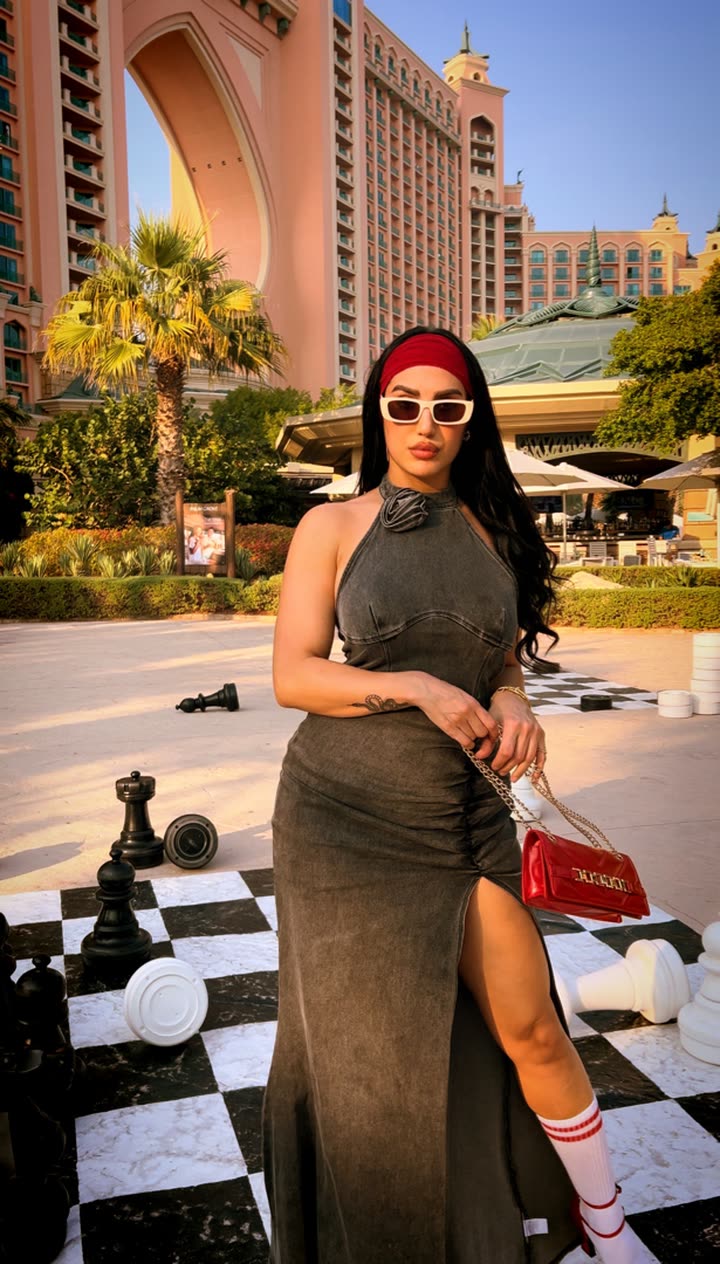 محتوى سناب شات لـ carole atieh