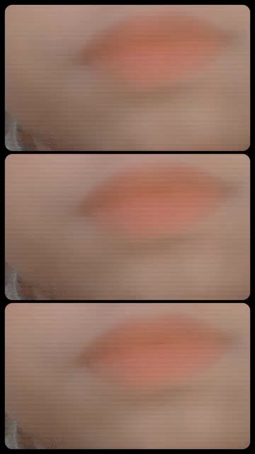 Preview for a Spotlight video that uses the Triple Retro Frame 🎞 Lens