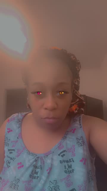 Preview for a Spotlight video that uses the Odd Eye Lens